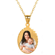 Load image into Gallery viewer, Gold Oval Color Photo Pendant