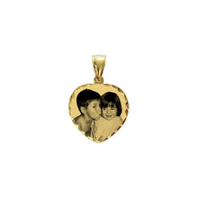 Load image into Gallery viewer, Gold 5/8&quot; Heart Photo Pendant