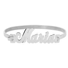 Load image into Gallery viewer, Clasp Bangle Name Bracelet